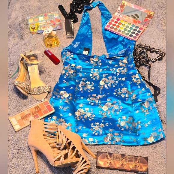 Beautiful floral satin dress ready for hot days Size Medium. NWT - Picture 6 of 8